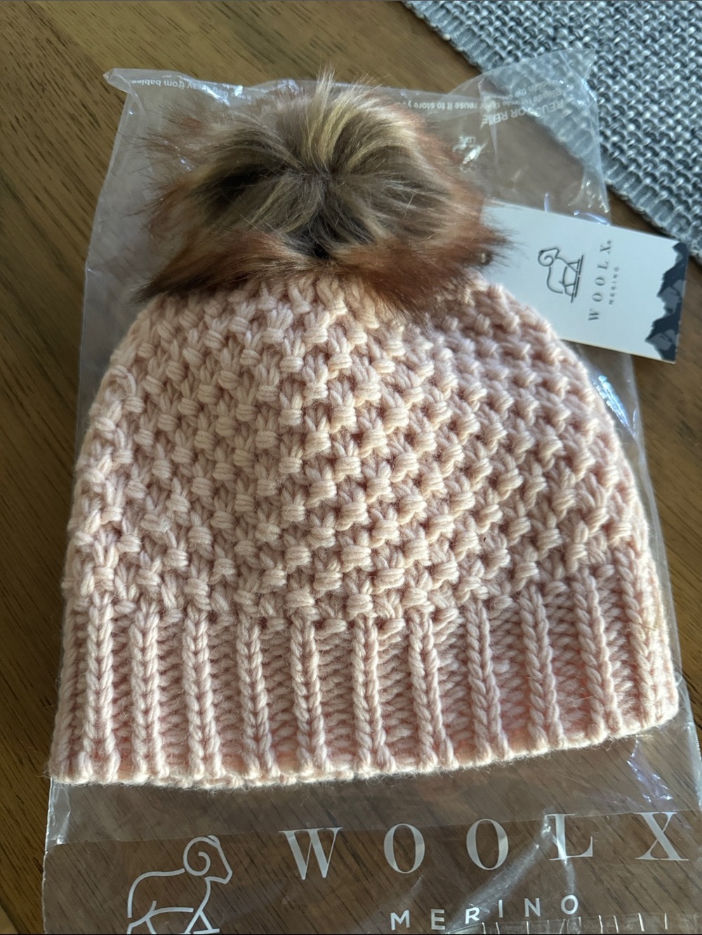 Women’s Woolx Merino Pom Beanie - Blush Pink